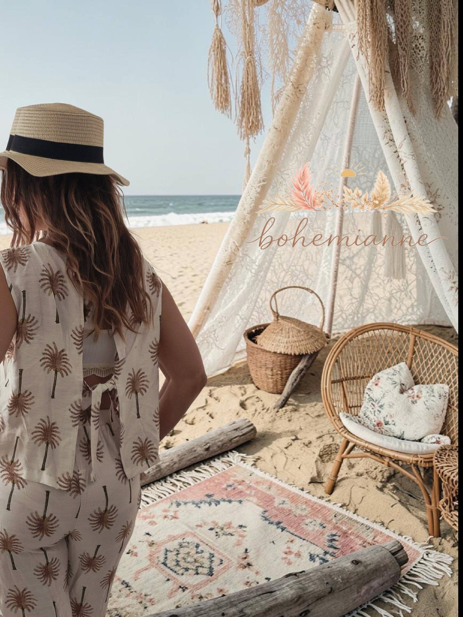 Ensemble "Palm Paradise" Bohème Chic à Imprimé Palmiers – Top & Pantalon Fluide